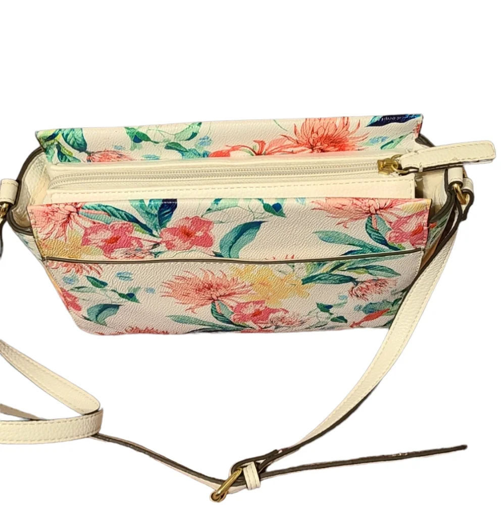 Liz Claiborne Crossbody - Picture 2 of 16